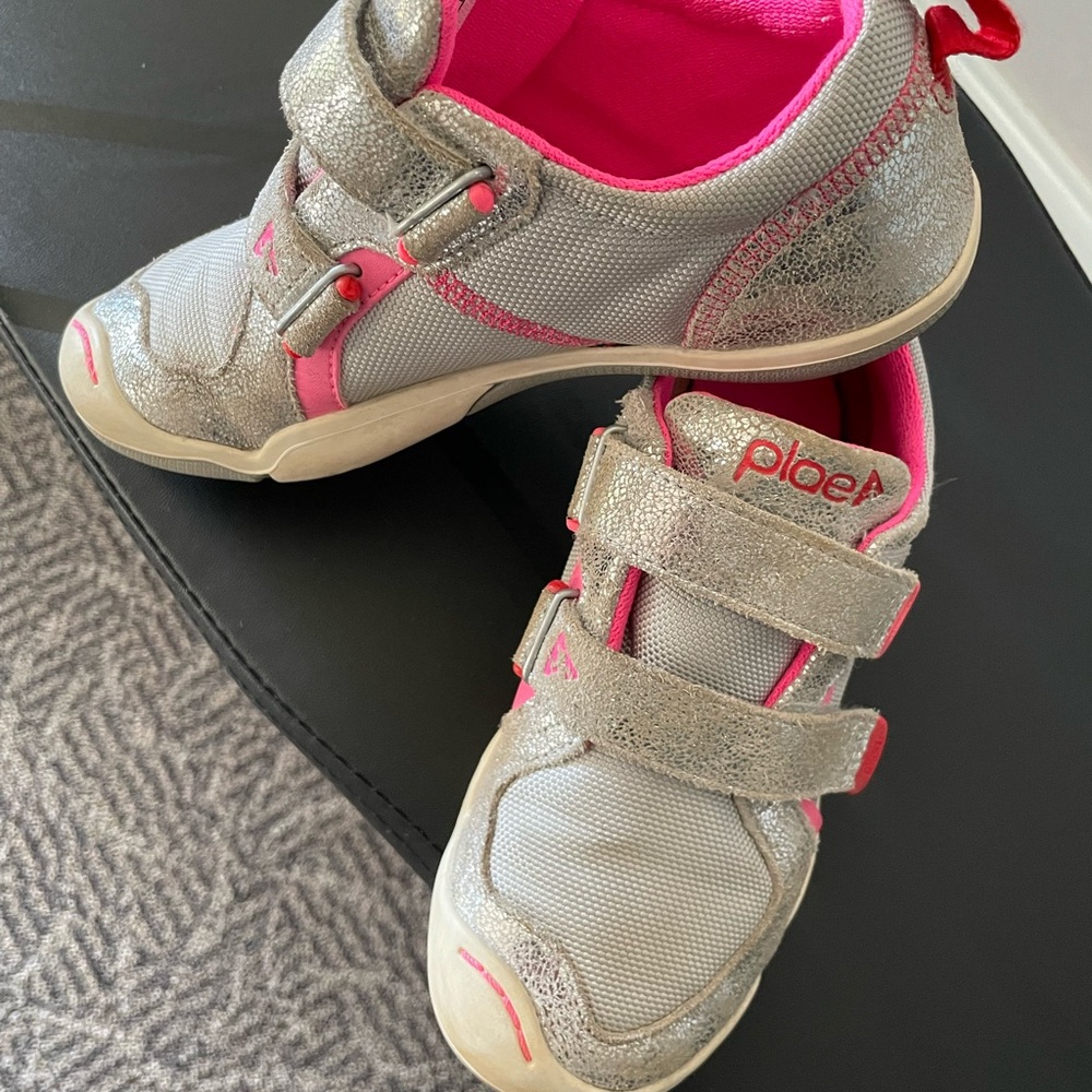PLAE Kids' Glittery Gray Pink size 1 US